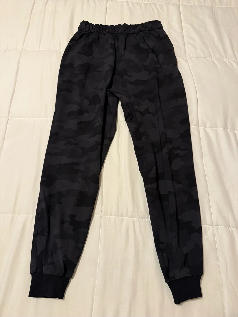 Lululemon Stretch High-Rise Jogger camo